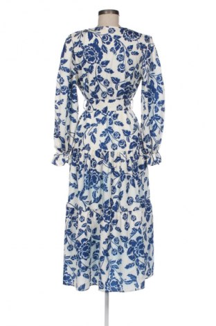 Рокля Unbranded, Размер S, Цвят Многоцветен, Цена 39,14 лв.