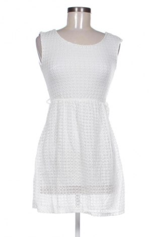 Рокля Unbranded, Размер XS, Цвят Бял, Цена 39,14 лв.