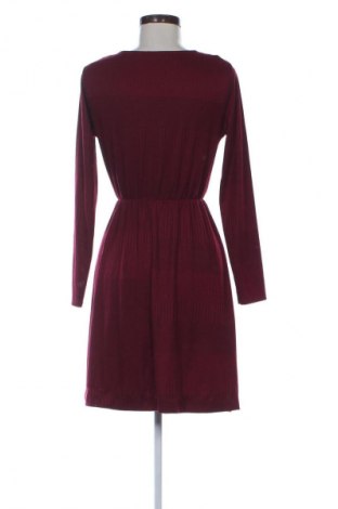 Ruha Unbranded, Méret M, Szín Piros, Ár 7 820 Ft