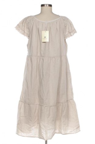 Kleid Unbranded, Größe XXL, Farbe Beige, Preis 41,99 €