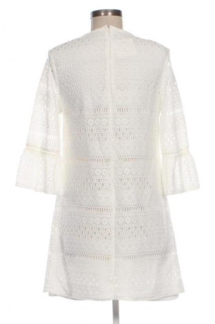 Рокля Unbranded, Размер M, Цвят Бял, Цена 39,10 лв.