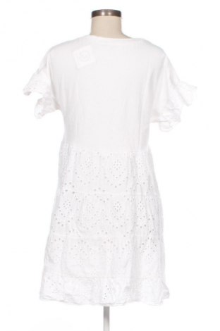 Ruha Unbranded, Méret M, Szín Fehér, Ár 7 805 Ft