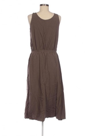 Rochie Uniqlo, Mărime M, Culoare Maro, Preț 198,24 Lei