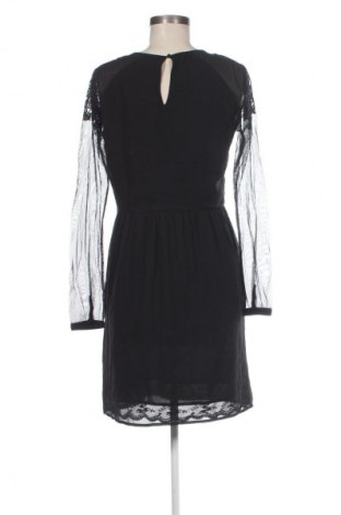 Rochie VILA, Mărime M, Culoare Negru, Preț 37,99 Lei