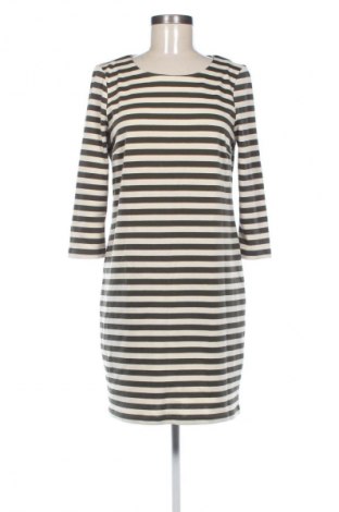 Kleid VILA, Größe M, Farbe Mehrfarbig, Preis € 13,80