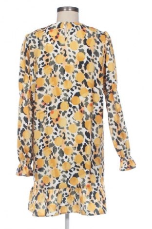 Šaty  VILA, Velikost M, Barva Vícebarevné, Cena  346,00 Kč