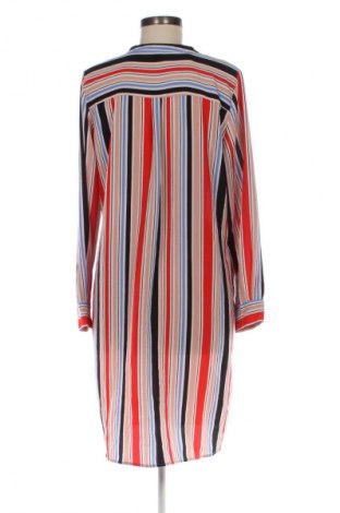 Рокля Vero Moda, Размер XL, Цвят Многоцветен, Цена 23,99 лв.