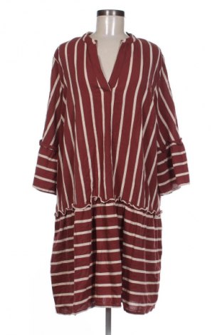 Kleid Vero Moda, Größe XXL, Farbe Mehrfarbig, Preis 13,81 €