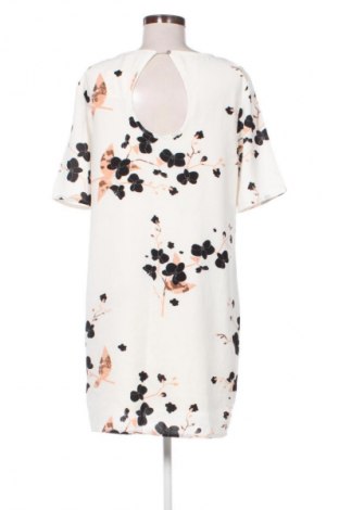 Sukienka Vero Moda, Rozmiar M, Kolor Kolorowy, Cena 62,07 zł