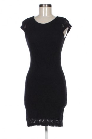 Рокля Vero Moda, Размер XS, Цвят Черен, Цена 61,94 лв.