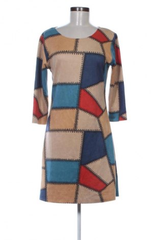 Рокля Voyelles, Размер L, Цвят Многоцветен, Цена 39,00 лв.