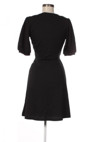 Šaty  WE, Velikost XS, Barva Černá, Cena  389,00 Kč