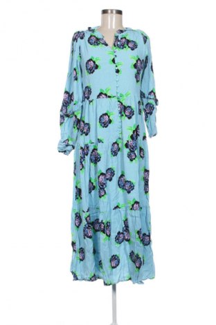 Рокля Y.A.S, Размер M, Цвят Многоцветен, Цена 82,00 лв.