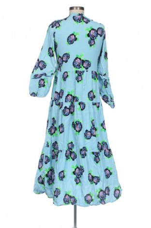 Рокля Y.A.S, Размер M, Цвят Многоцветен, Цена 82,00 лв.