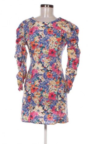 Рокля Zara, Размер M, Цвят Многоцветен, Цена 10,22 €