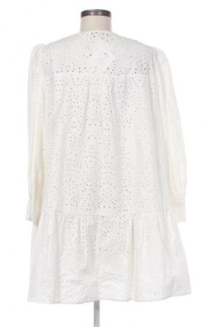 Kleid Zara, Größe L, Farbe Weiß, Preis 39,46 €