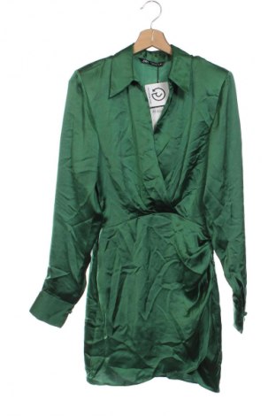 Kleid Zara, Größe XS, Farbe Grün, Preis 31,68 €