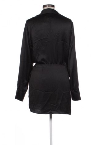 Kleid Zara, Größe M, Farbe Schwarz, Preis 23,35 €