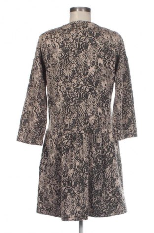 Рокля Zara, Размер S, Цвят Многоцветен, Цена 26,99 лв.