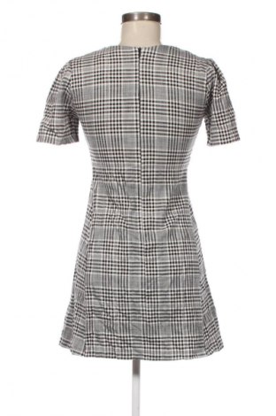 Рокля Zara, Размер XS, Цвят Многоцветен, Цена 10,22 €