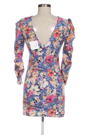 Рокля Zara, Размер S, Цвят Многоцветен, Цена 27,00 лв.