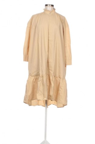 Рокля Zara, Размер S, Цвят Бежов, Цена 26,98 лв.