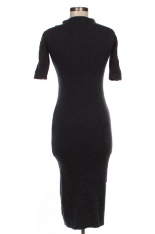 Kleid Zara, Größe S, Farbe Blau, Preis 23,99 €