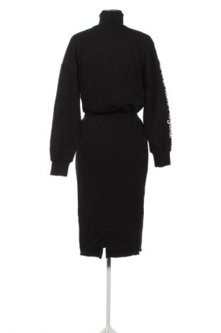 Rochie Zara, Mărime S, Culoare Negru, Preț 87,99 Lei