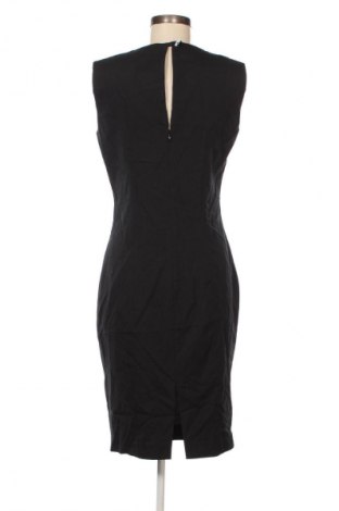 Рокля Zara, Размер L, Цвят Черен, Цена 21,99 лв.