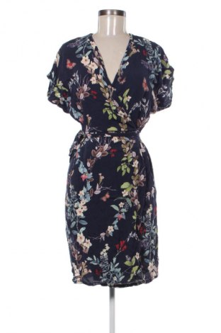 Рокля mbyM, Размер M, Цвят Многоцветен, Цена 82,00 лв.