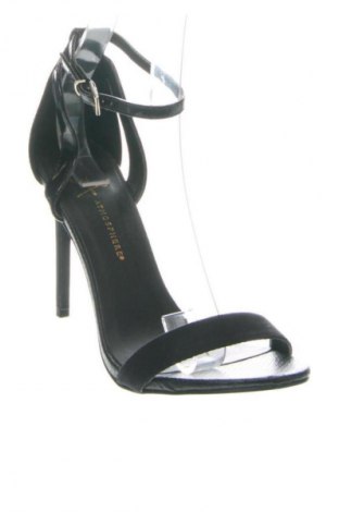 Szandálok Atmosphere, Méret 40, Szín Fekete, Ár 10 200 Ft