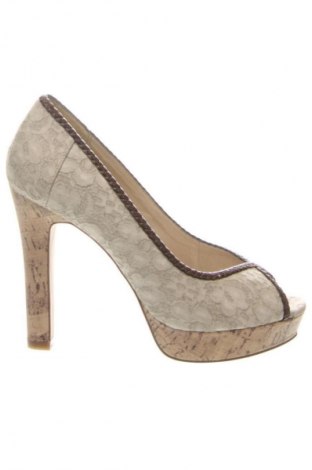 Sandale Bata, Mărime 39, Culoare Multicolor, Preț 199,99 Lei