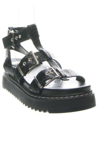 Сандали Bershka, Размер 39, Цвят Черен, Цена 50,90 лв.