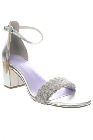 Сандали Marco Tozzi, Размер 40, Цвят Многоцветен, Цена 76,99 лв.