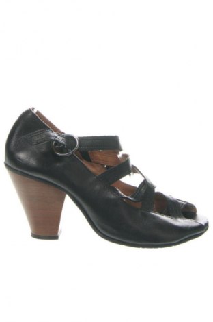 Сандали Roots, Размер 38, Цвят Черен, Цена 165,00 лв.