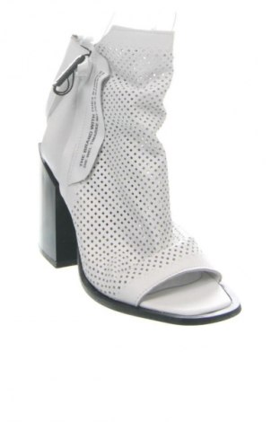 Sandály Unbranded, Velikost 36, Barva Bílá, Cena  1 177,00 Kč