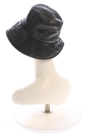 Căciulă Liviana Conti, Culoare Negru, Preț 228,99 Lei