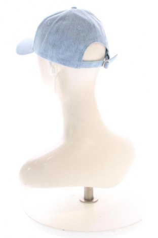 Шапка Tommy Hilfiger, Цвят Син, Цена 30,67 €