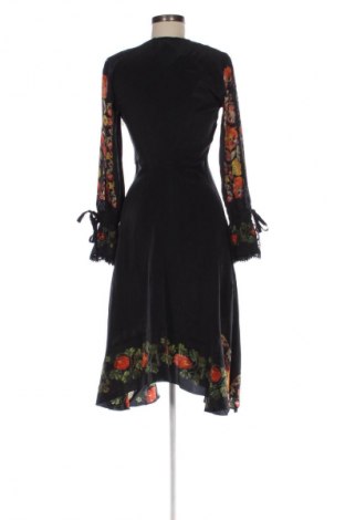 Dámské šaty s tráky Etro, Velikost S, Barva Vícebarevné, Cena  2 785,00 Kč