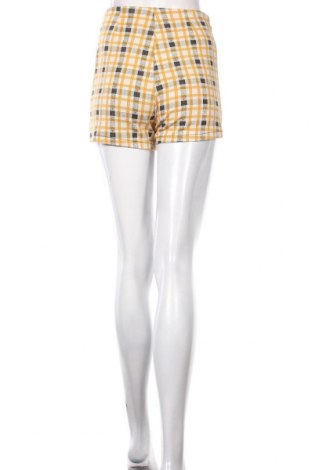 Γυναικείο κοντό παντελόνι Bershka, Μέγεθος S, Χρώμα Κίτρινο, 70% πολυεστέρας, 29% βισκόζη, 1% ελαστάνη, Τιμή 10,10 €