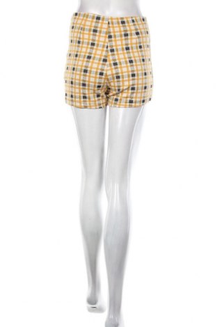 Дамски къс панталон Bershka, Размер M, Цвят Многоцветен, Цена 15,60 лв.