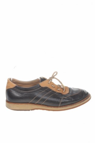 Мъжки обувки Alexander, Размер 39, Цвят Черен, Естествена кожа, Цена 40,32 лв.
