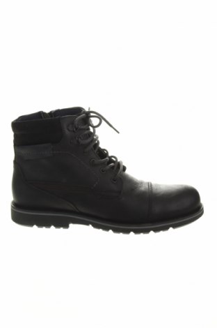 Мъжки обувки Bata, Размер 42, Цвят Черен, Естествена кожа, естествен велур, Цена 114,75 лв.