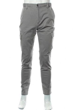 Мъжки панталон Calvin Klein, Размер M, Цвят Сив, 98% памук, 2% еластан, Цена 94,62 лв.
