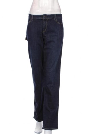 Дамски дънки Armani Jeans, Размер XL, Цвят Син, 93% памук, 5% полиестер, 2% еластан, Цена 155,60 лв.