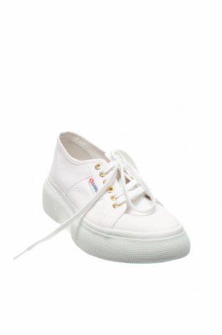 Дамски обувки Superga, Размер 40, Цвят Бял, Цена 111,75 лв.