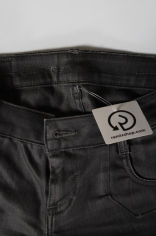 Дамски панталон Freesoul, Размер M, Цвят Сив, Цена 34,85 лв.