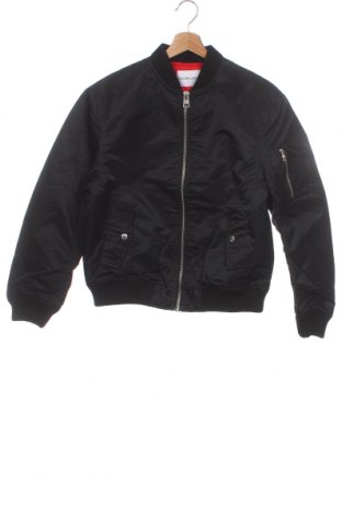 Мъжко яке Calvin Klein Jeans, Размер XS, Цвят Черен, Полиамид, Цена 155,60 лв.