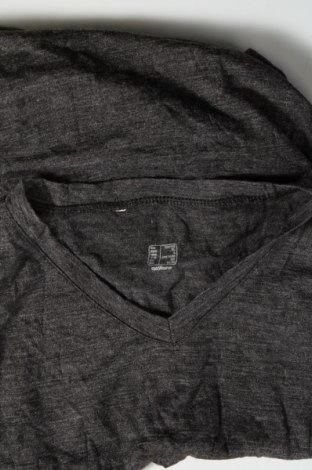 Damen Shirt, Größe XL, Farbe Grau, Preis € 2,51