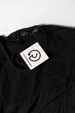Γυναικεία μπλούζα Bershka, Μέγεθος M, Χρώμα Μαύρο, Τιμή 1,76 €